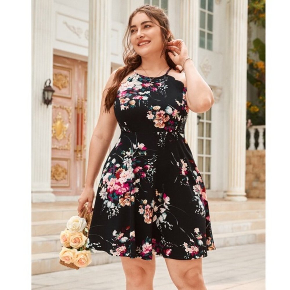 Plus Size Scallop Trim Floral Dress